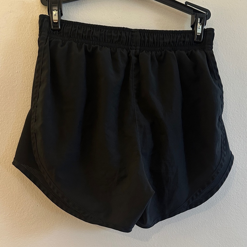 Nike Women's Dark Athletic Shorts- Preloved - Picture 4 of 7
